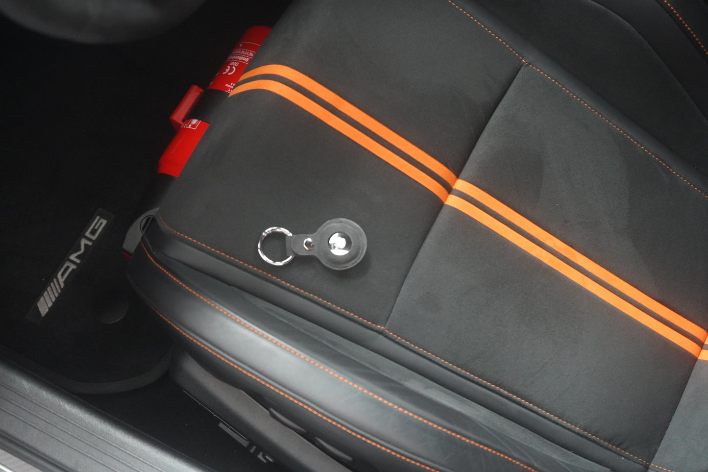Alcantara AirTag Keychain - Obsidian